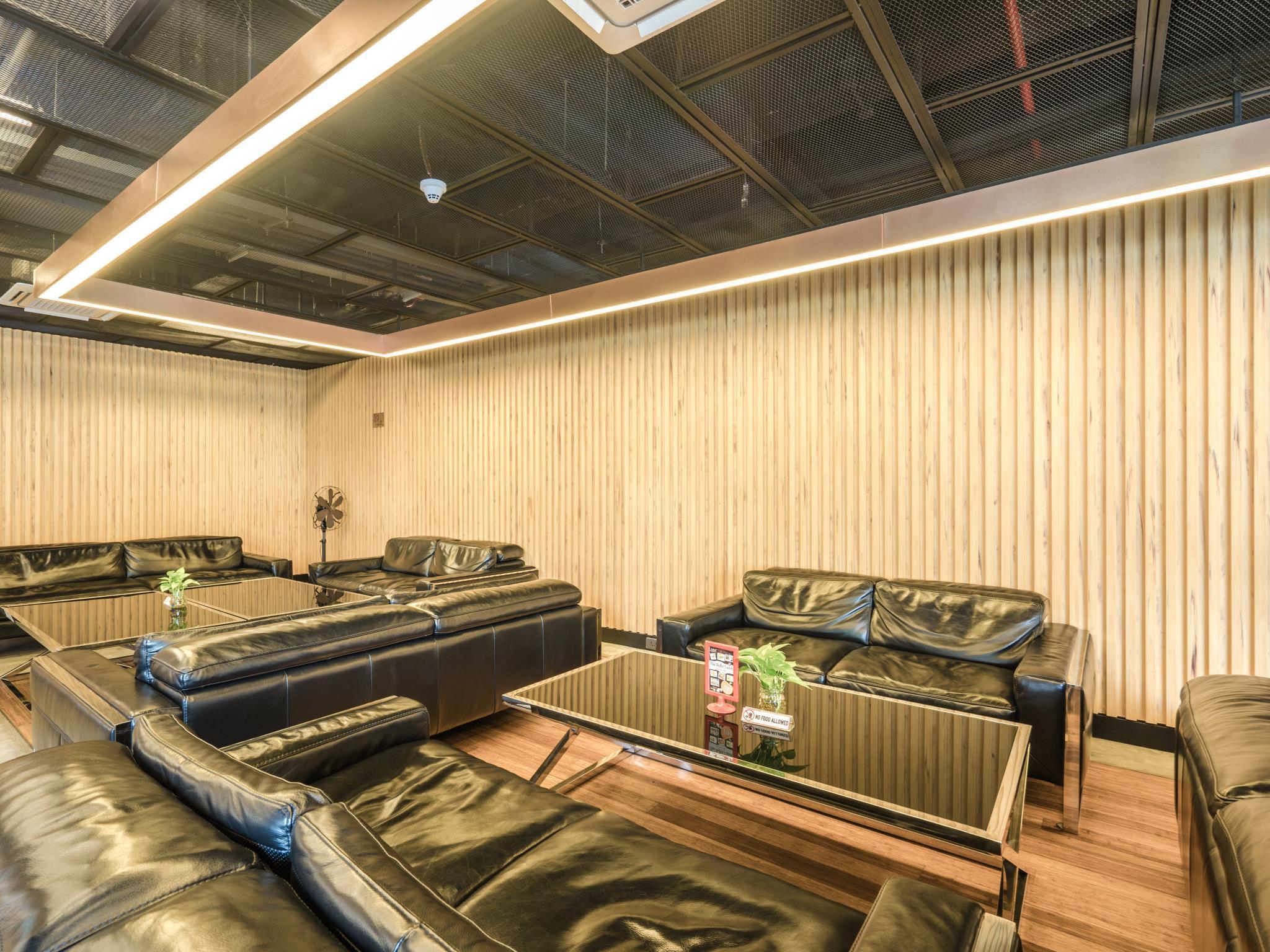 Galleria 12 Sukhumvit Bangkok By Compass Hospitality Экстерьер фото
