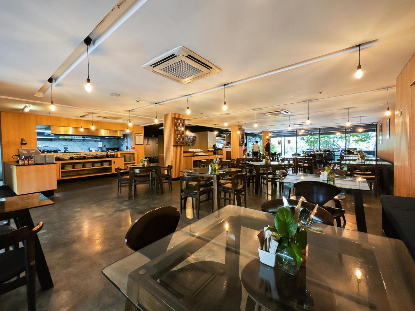 Galleria 12 Sukhumvit Bangkok By Compass Hospitality Экстерьер фото