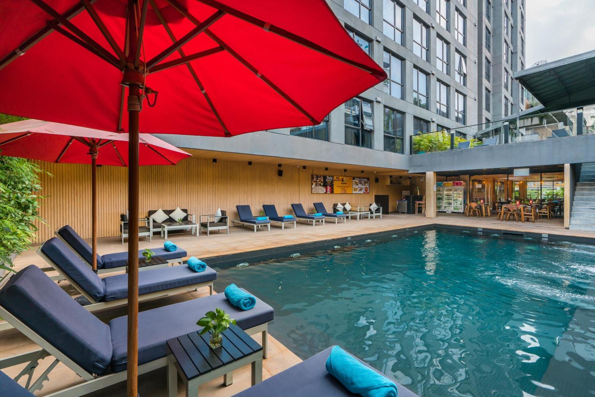 Galleria 12 Sukhumvit Bangkok By Compass Hospitality Экстерьер фото